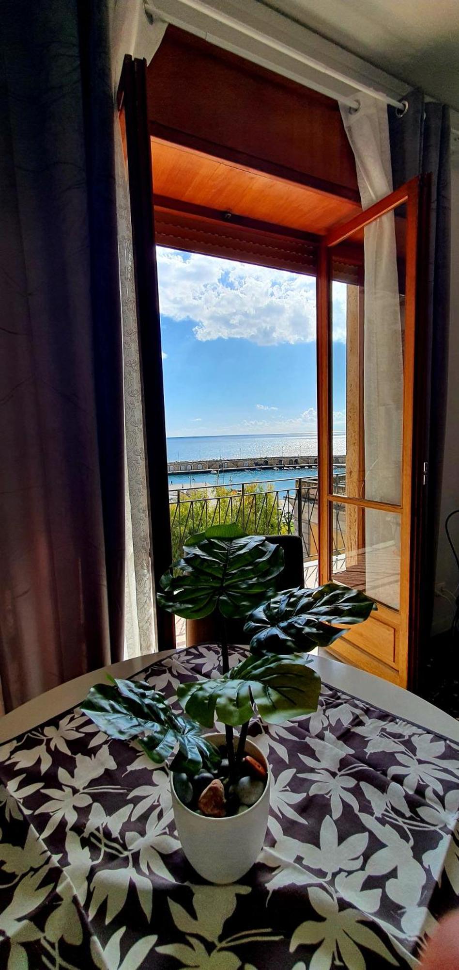 Casa Al Castello Apartment ไมยอรี ภายนอก รูปภาพ