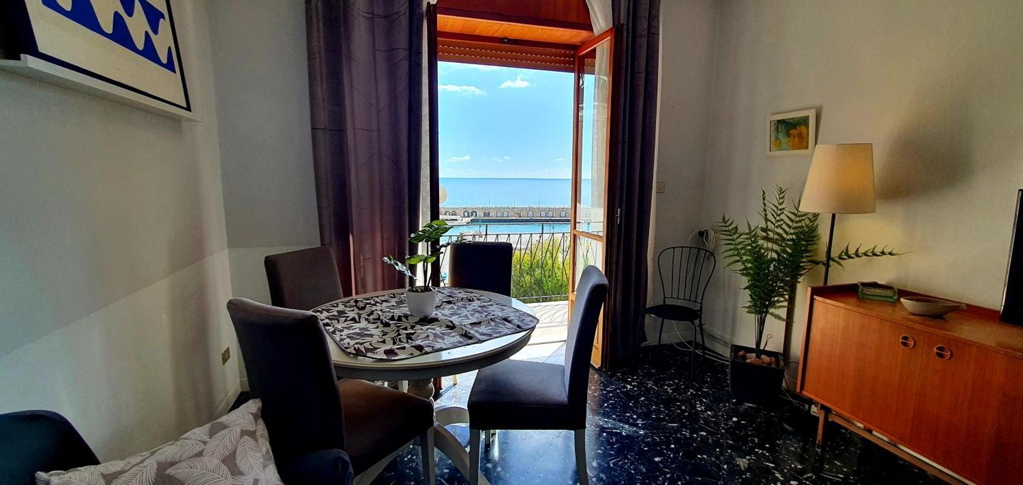 Casa Al Castello Apartment ไมยอรี ห้อง รูปภาพ